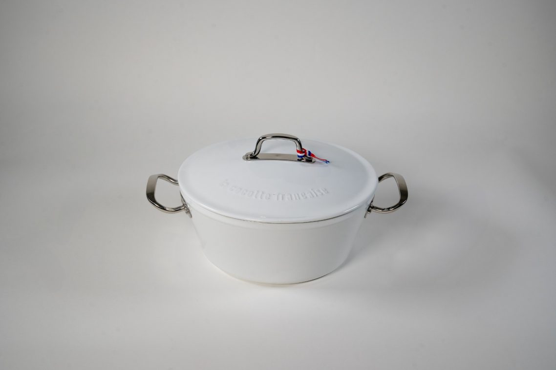 Cocotte en fonte émaillée blanche innovante sans PFAS garantie à vie